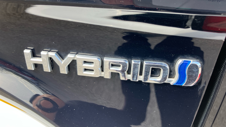 Toyota Yaris 1.5 Hybrid Design 5dr CVT Hybrid Hatchback